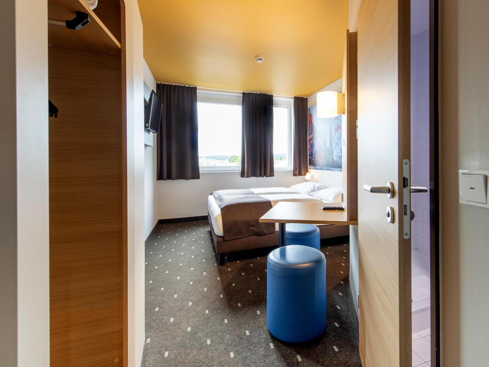 B&B Hotel 兰茨胡特 外观 照片