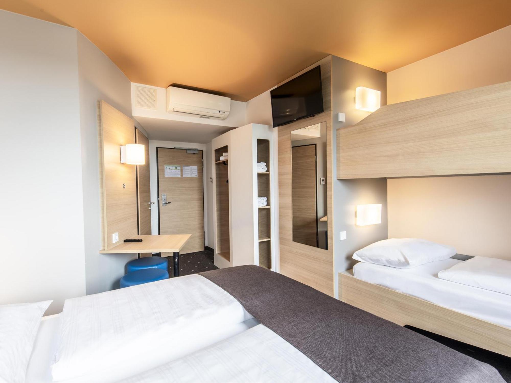B&B Hotel 兰茨胡特 外观 照片