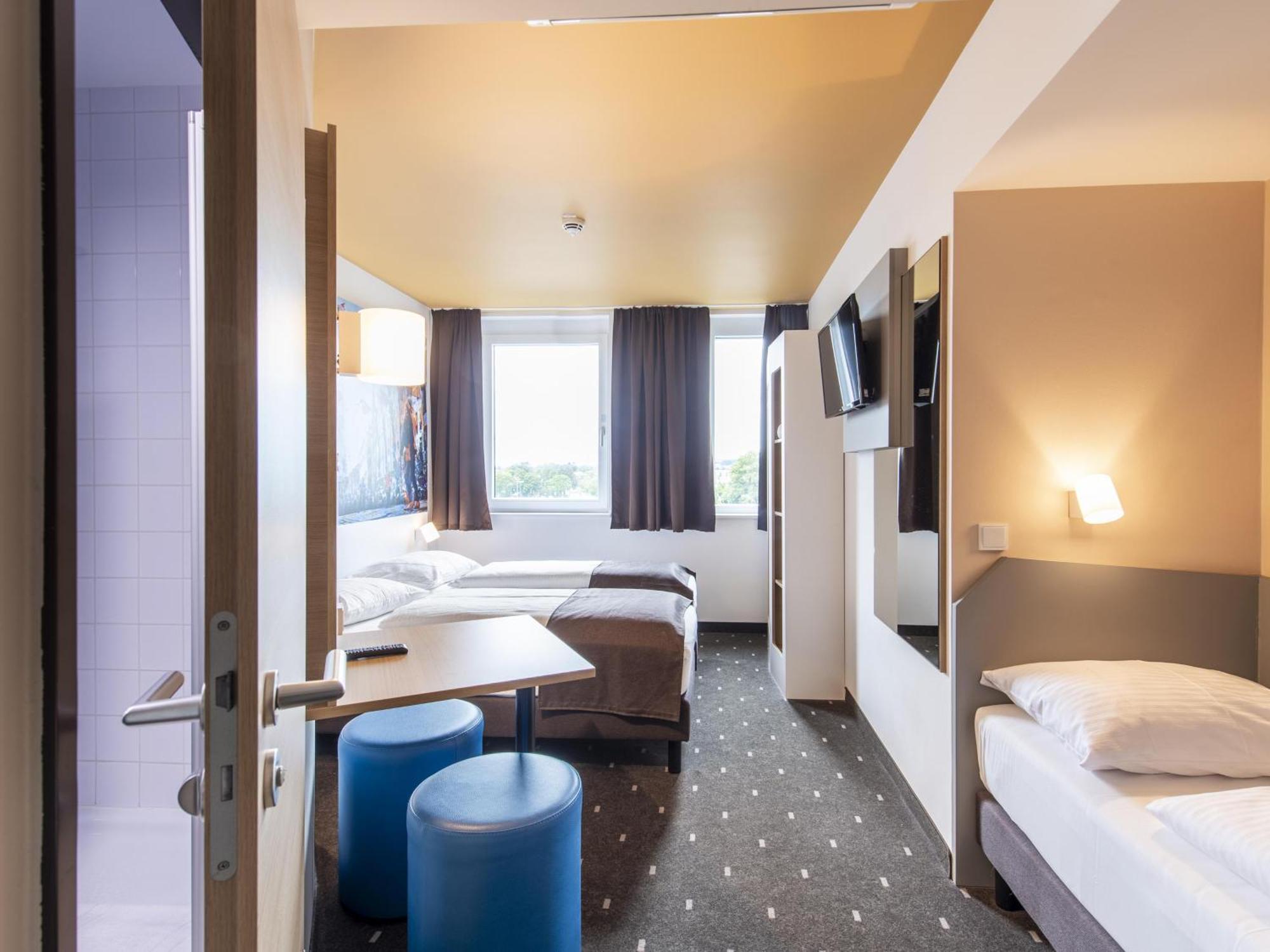 B&B Hotel 兰茨胡特 外观 照片