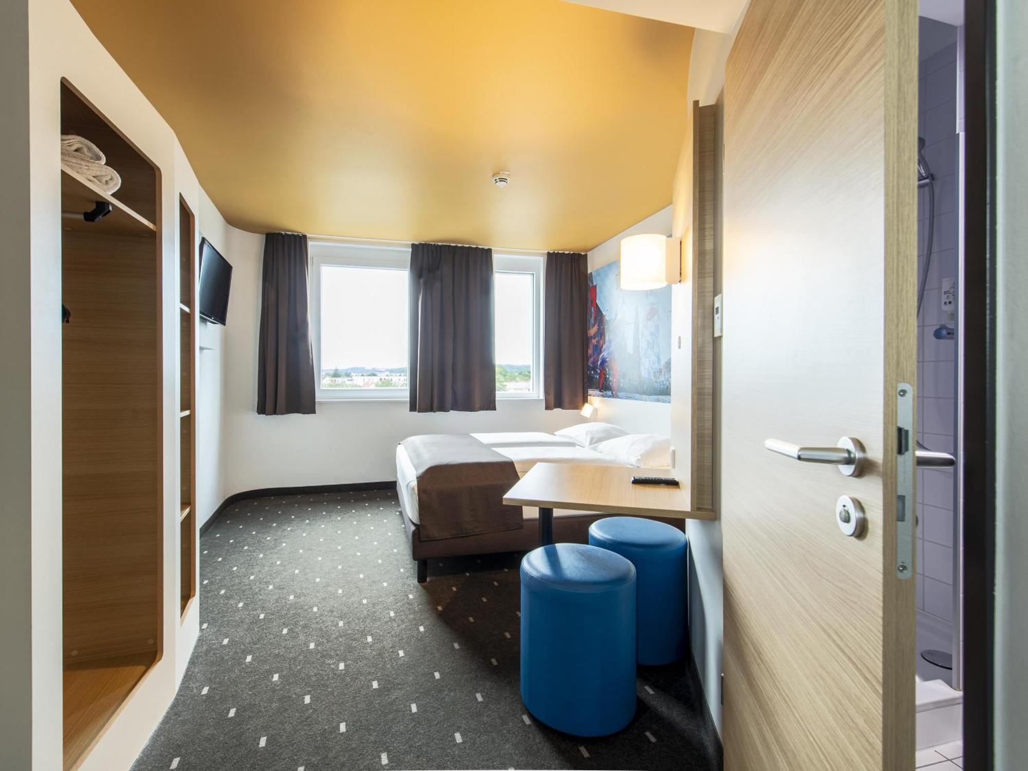 B&B Hotel 兰茨胡特 外观 照片