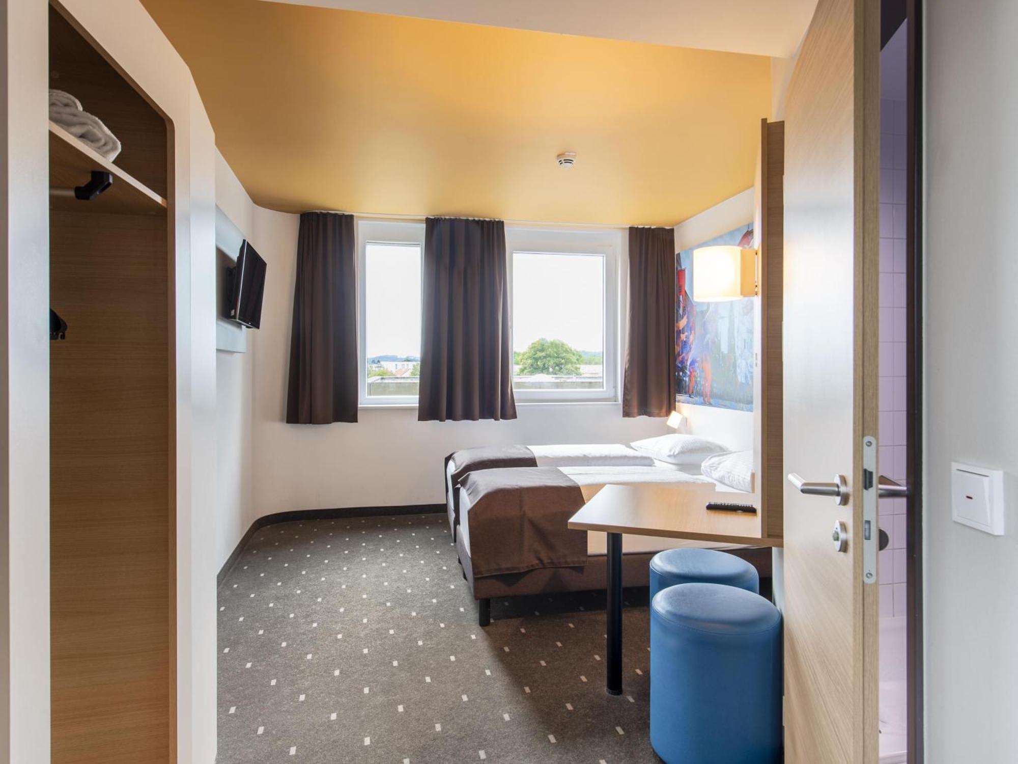 B&B Hotel 兰茨胡特 外观 照片