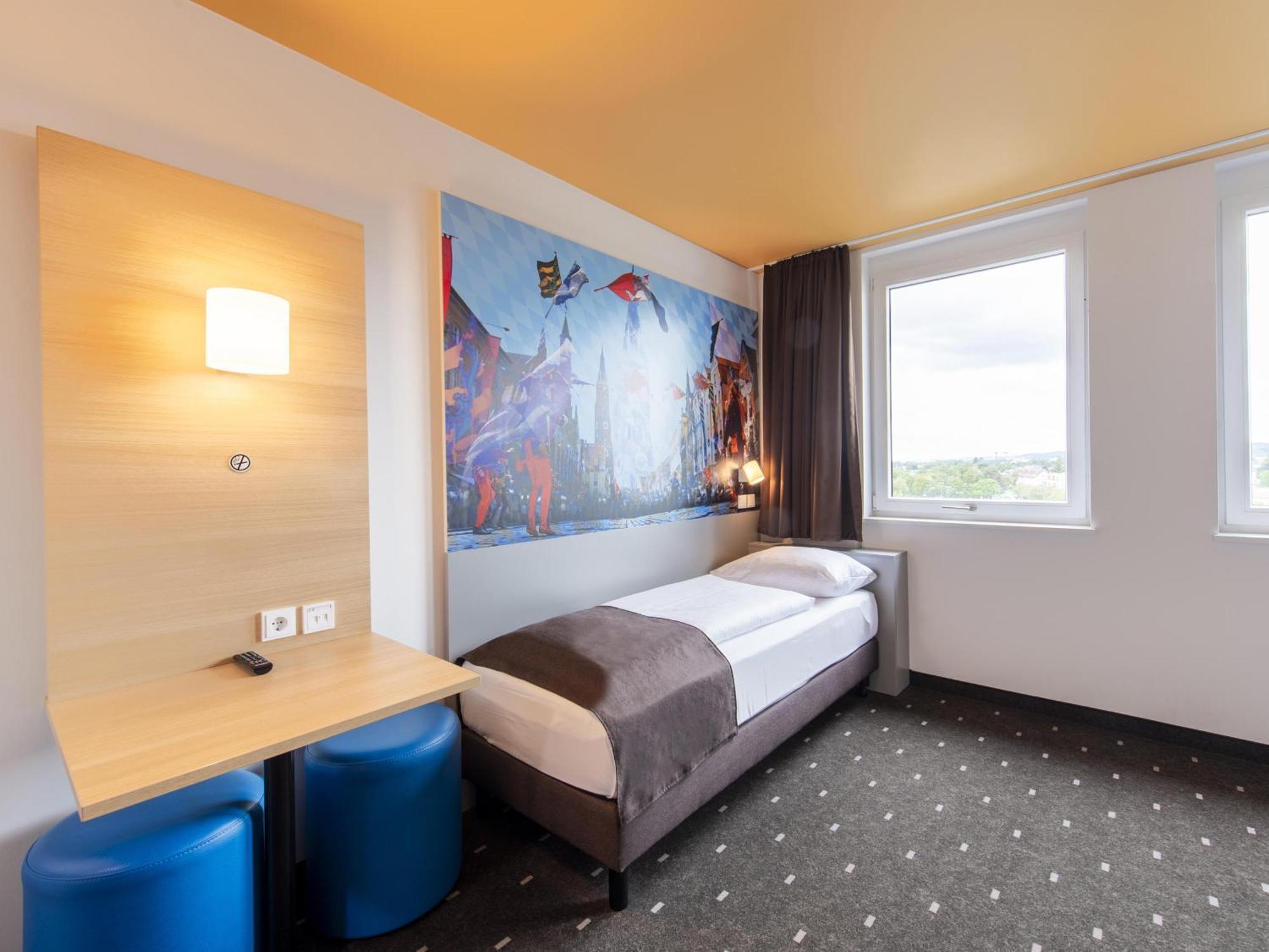 B&B Hotel 兰茨胡特 外观 照片
