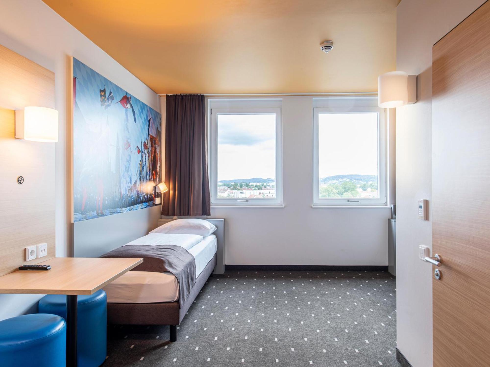 B&B Hotel 兰茨胡特 外观 照片