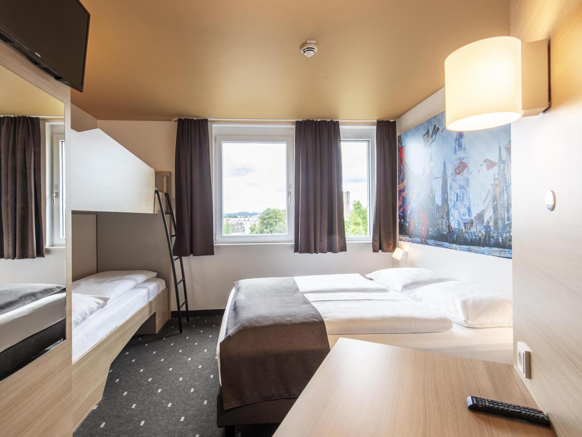 B&B Hotel 兰茨胡特 外观 照片